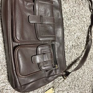 Covington Brown Leather Messenger Bag